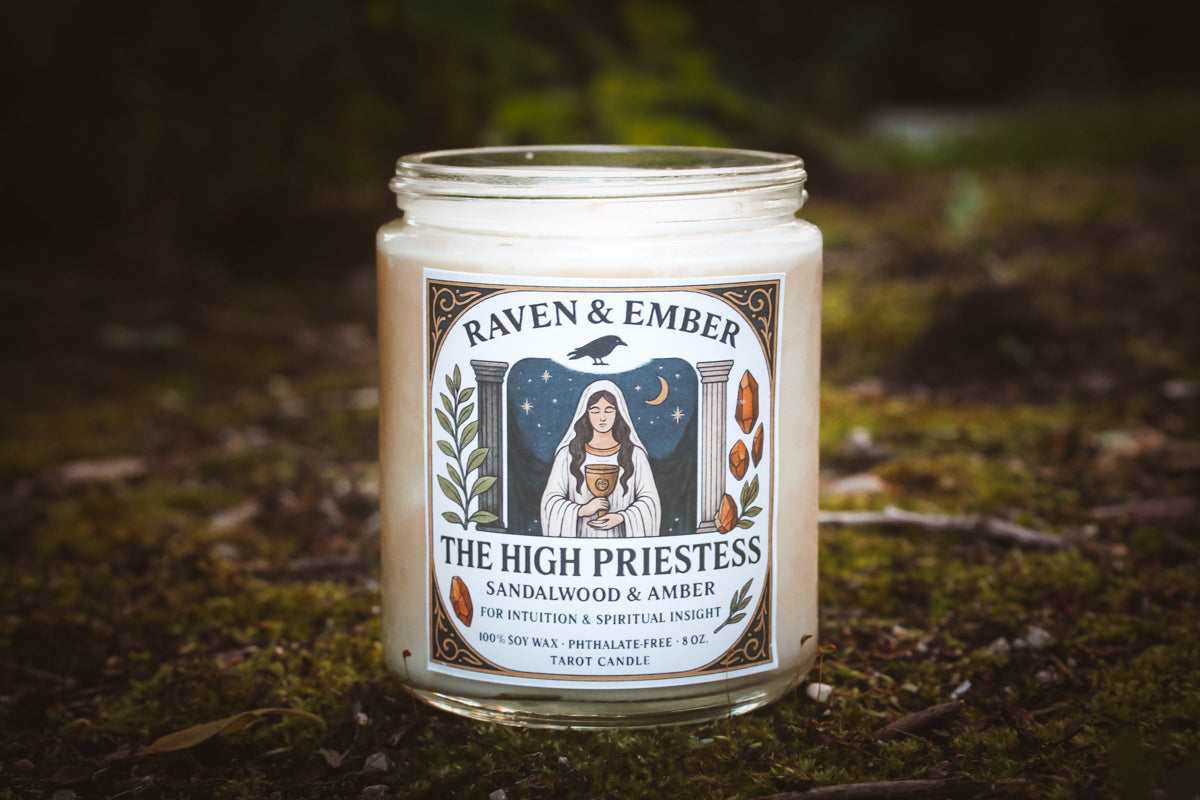 The High Priestess Tarot Candle | Sandalwood & Amber 8oz