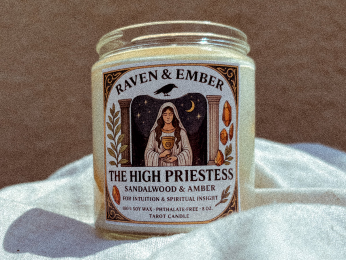The High Priestess Tarot Candle | Sandalwood & Amber 8oz