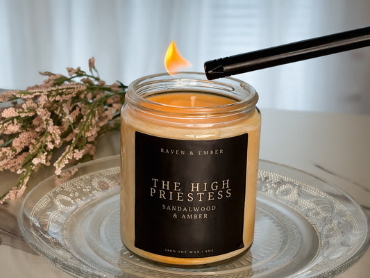 The High Priestess Tarot Candle | Sandalwood & Amber 8oz
