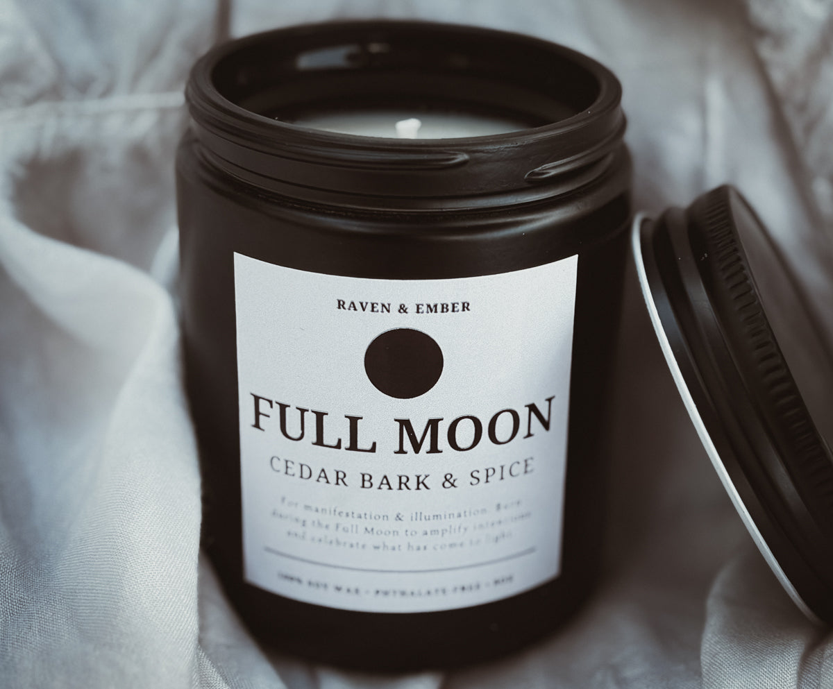 Full Moon Candle | Full Moon Ritual Celebration | Cedar Bark & Spice 8oz
